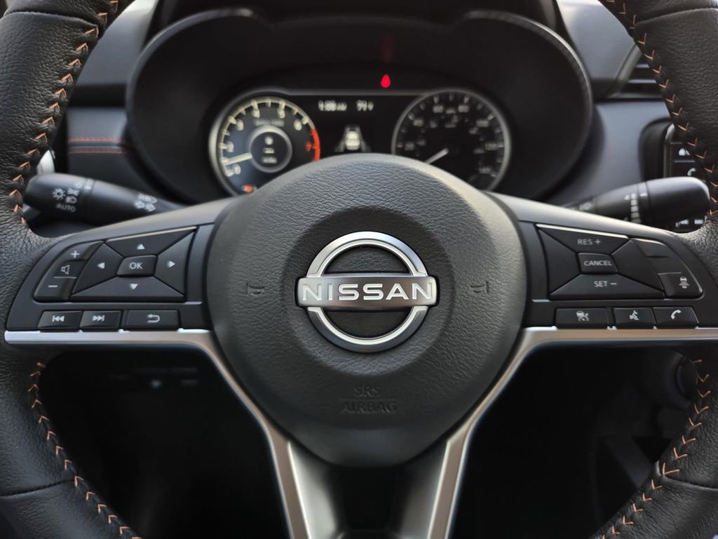 New 2025 Nissan Versa SR w/ Trunk Package image 22