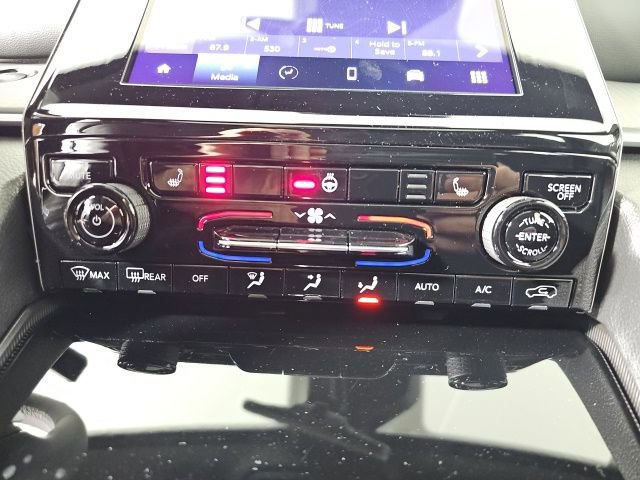 New 2025 Jeep Grand Cherokee L Laredo w/ Luxury Tech Group I image 25