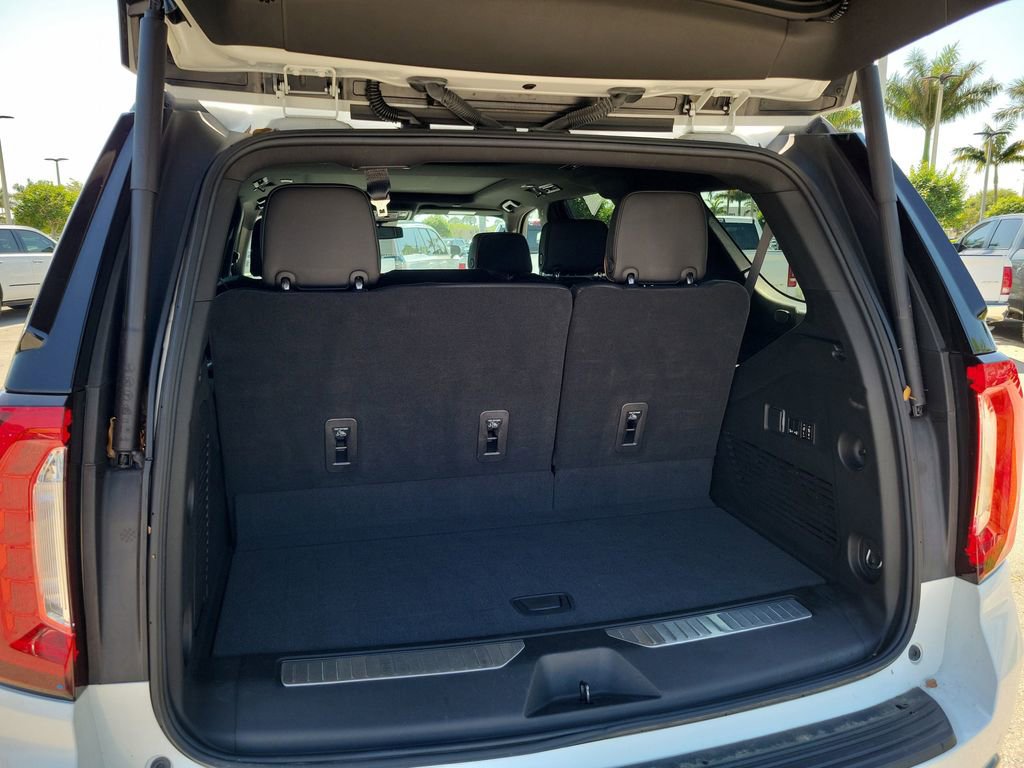 Used 2023 GMC Yukon AT4 w/ AT4 Premium Plus Package image 14