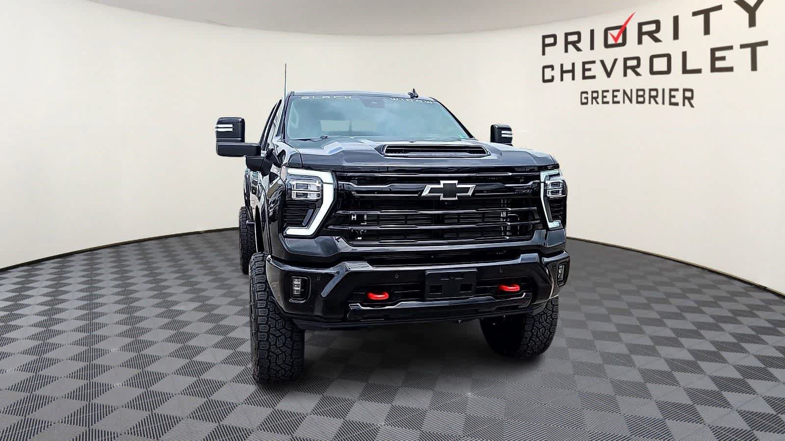 Used 2025 Chevrolet Silverado 2500 LTZ w/ Trail Boss Package AWD/4WD image 3