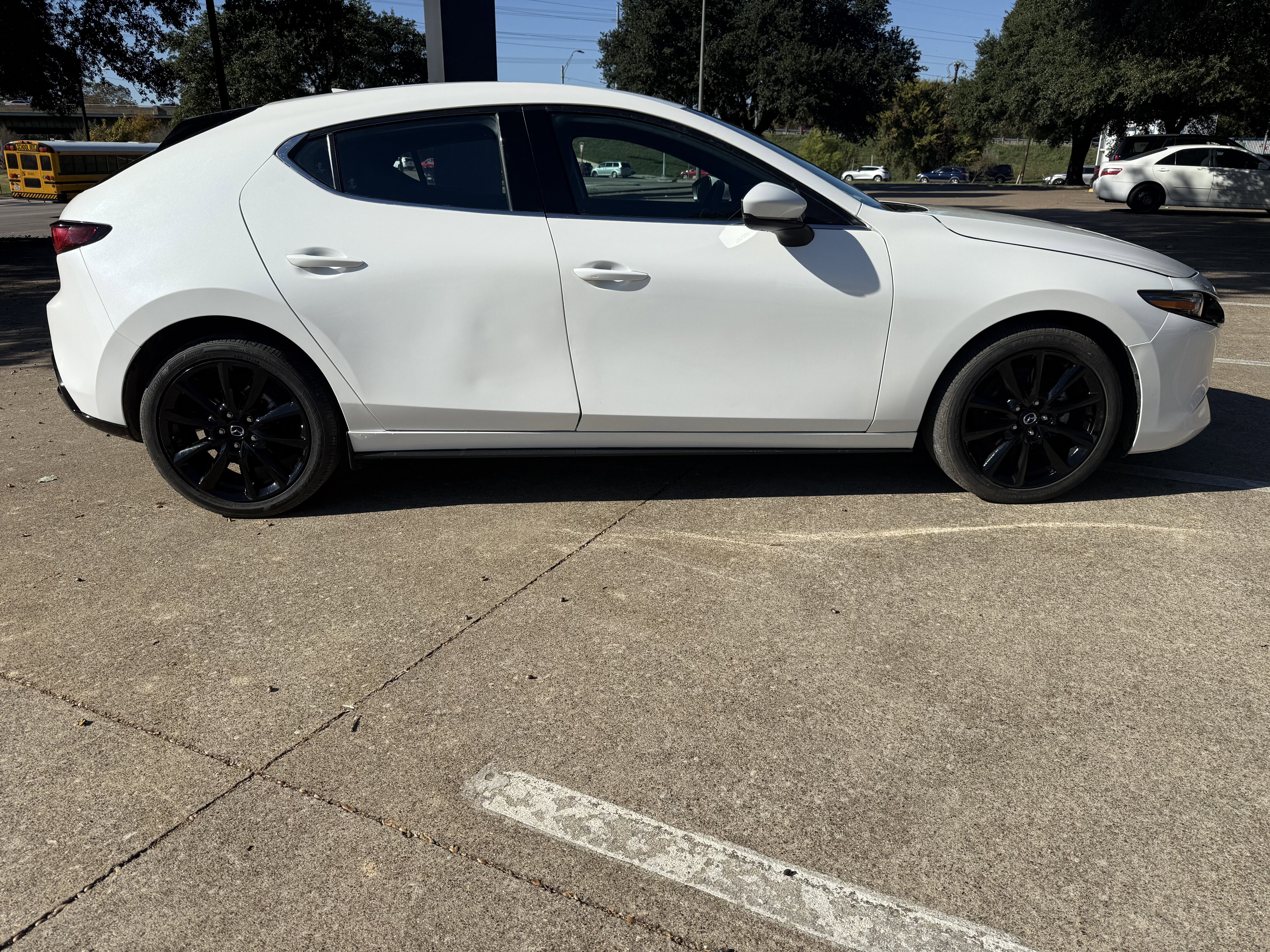 Used 2024 MAZDA MAZDA3 s FWD image 4
