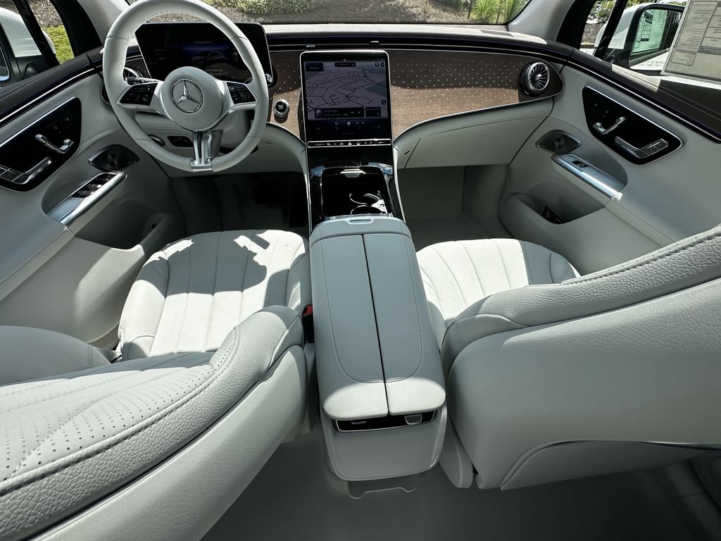New 2027 Mercedes-Benz EQE 320+ SUV image 27