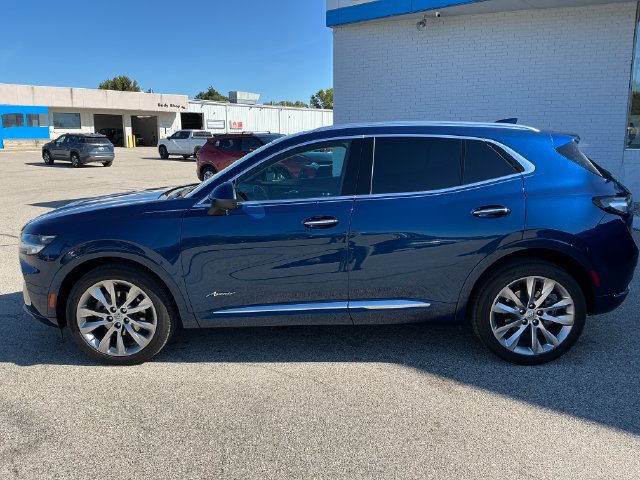 Used 2023 Buick Envision Avenir AWD/4WD image 2