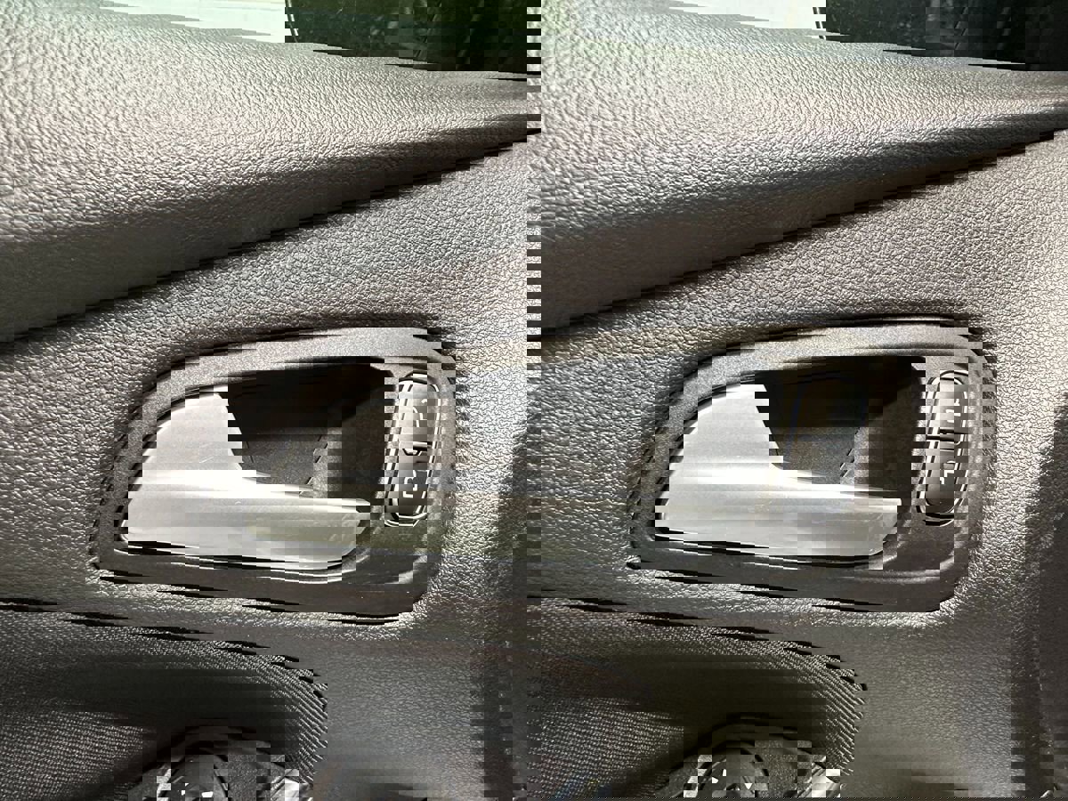 Used 2017 Ford Focus ST image 23