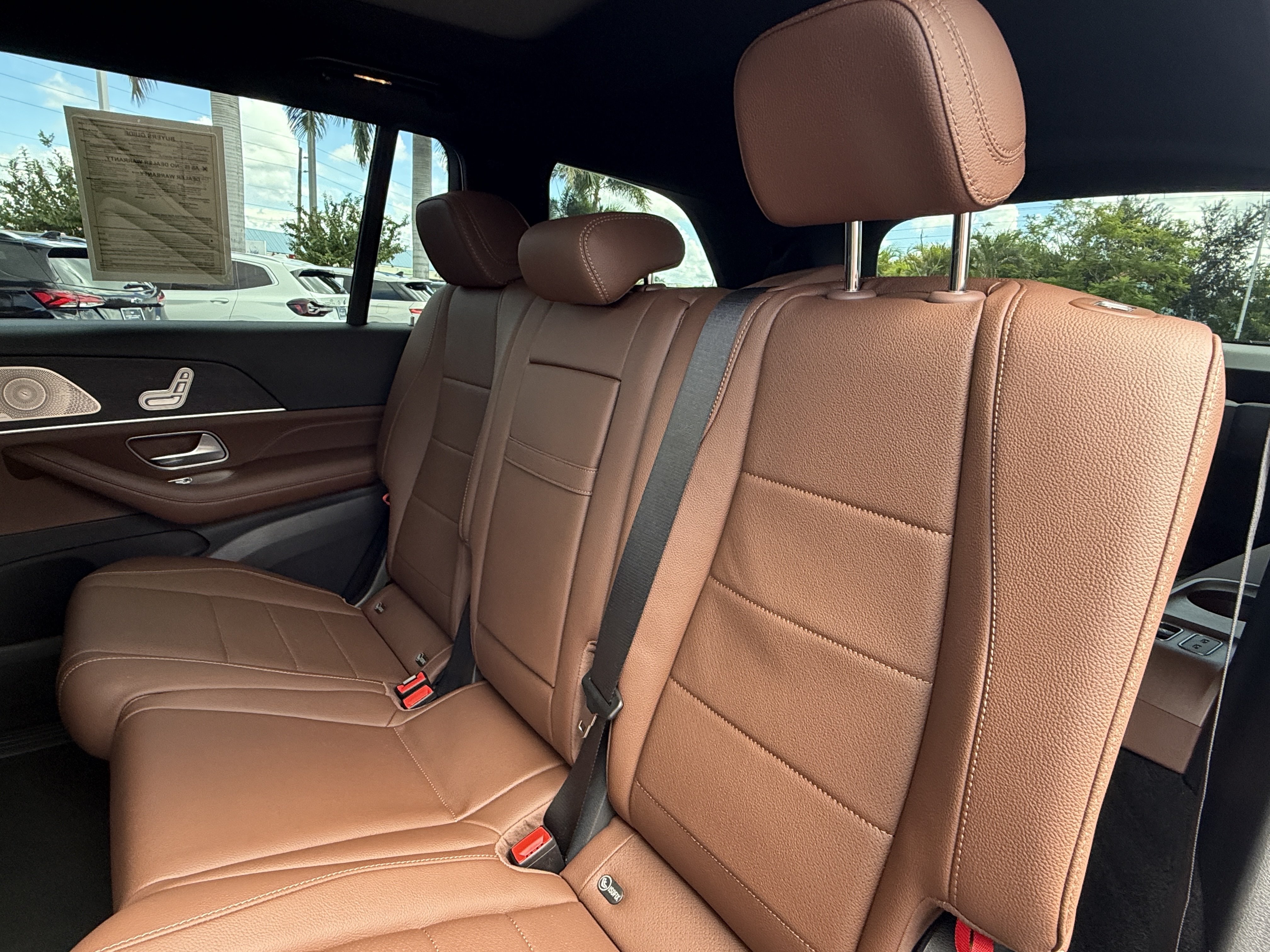 Used 2025 Mercedes-Benz GLS 450 4MATIC image 19