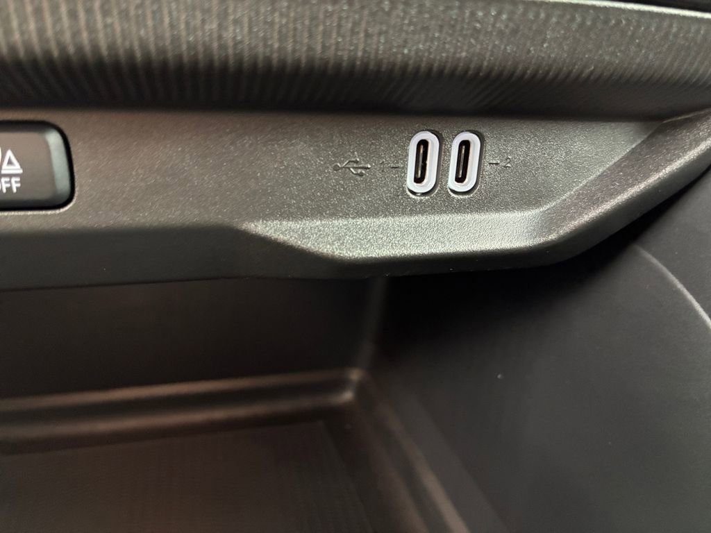 New 2026 Jeep Cherokee Limited AWD/4WD image 6