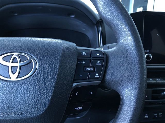 Certified 2025 Toyota Camry LE image 27