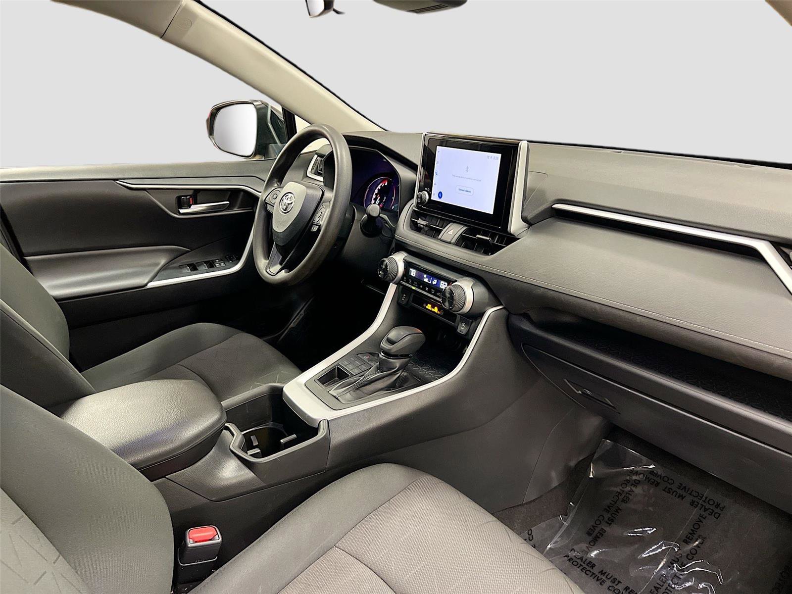 Used 2023 Toyota RAV4 XLE image 30