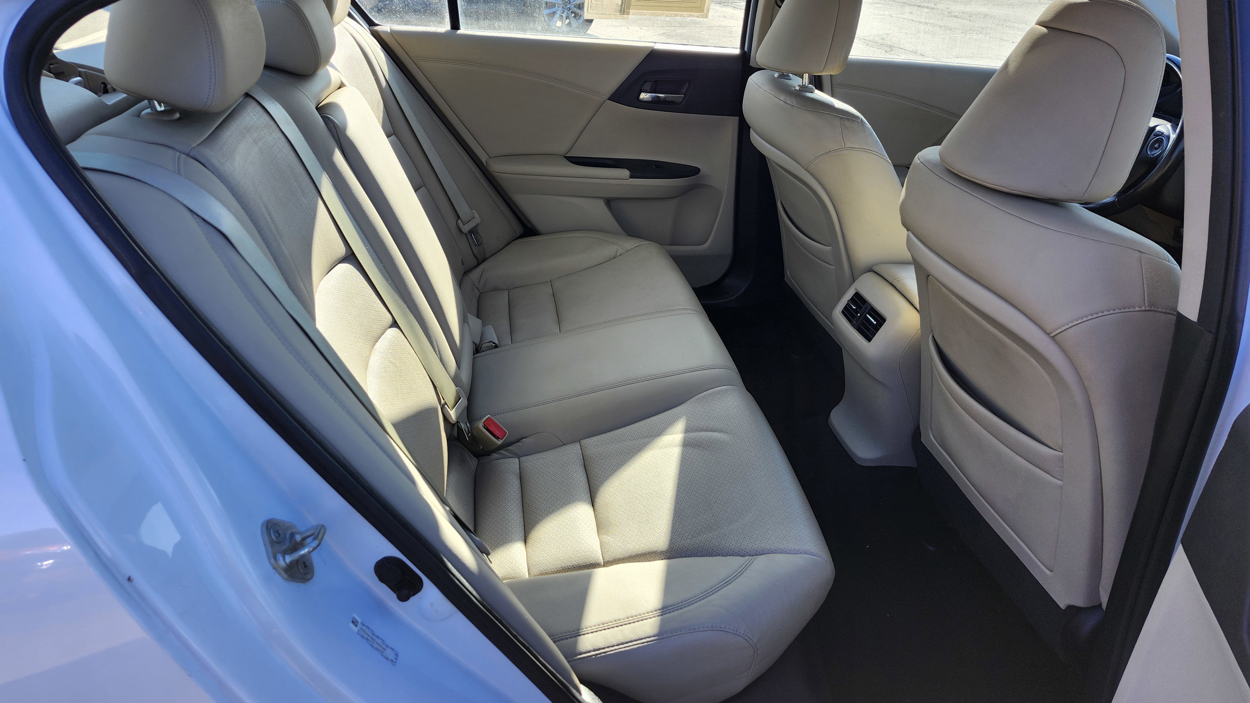 Used 2014 Honda Accord EX-L image 22