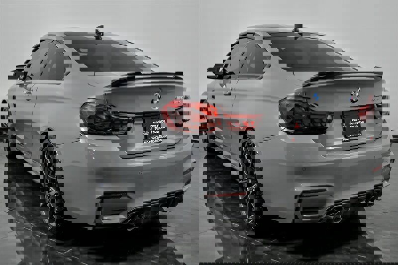 Used 2019 BMW M4 CS w/ Executive Package image 9