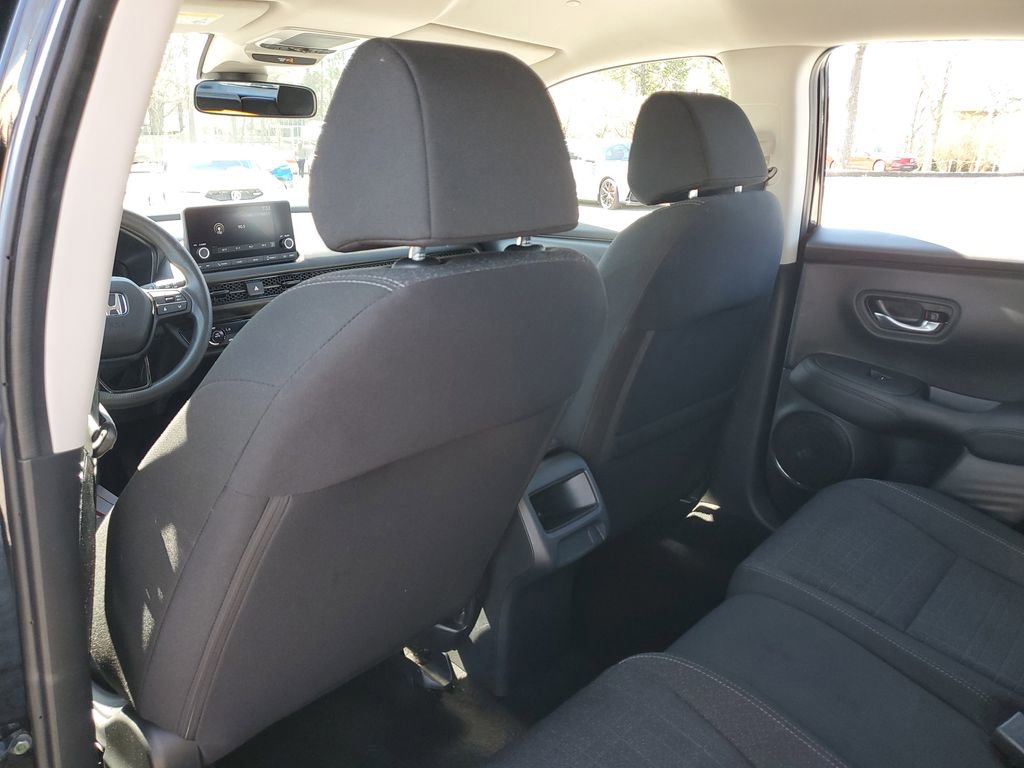 Used 2025 Honda HR-V LX image 11