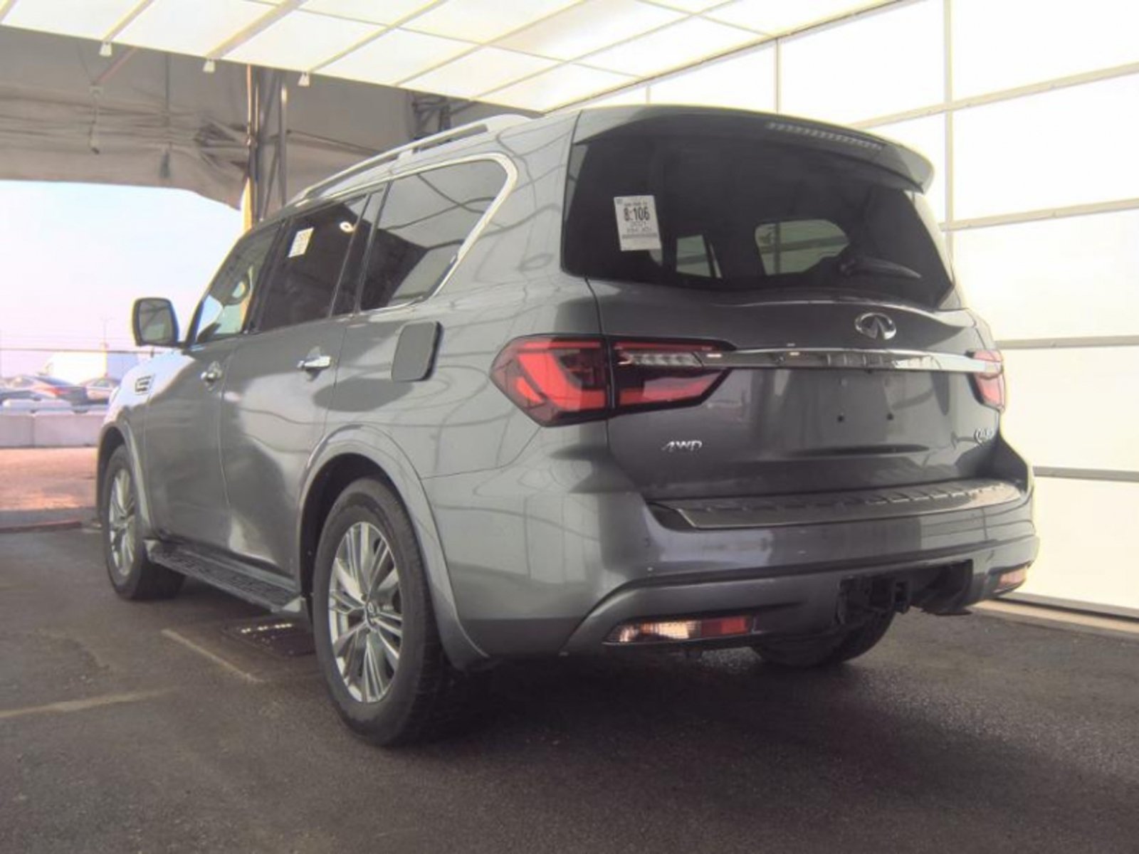 Used 2021 INFINITI QX80 Luxe AWD/4WD image 8