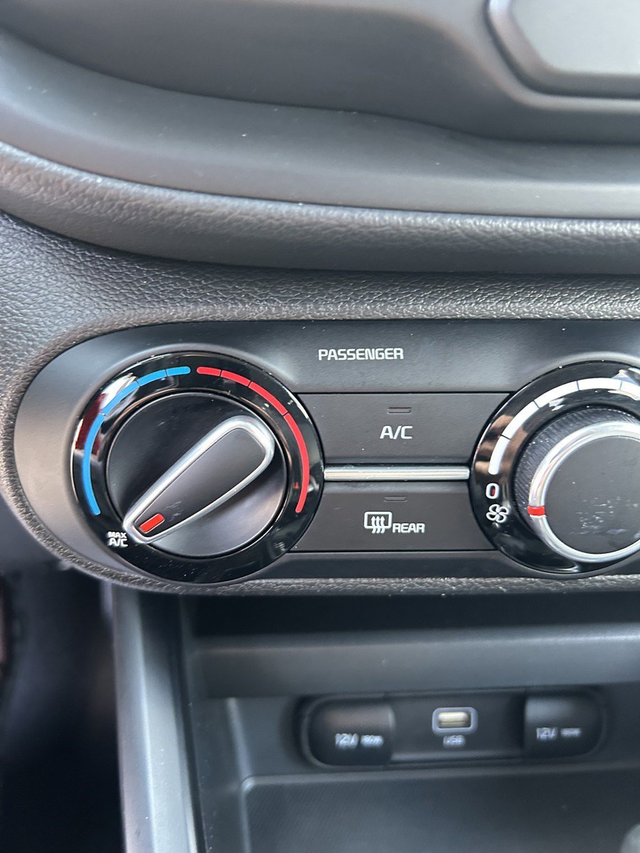 Used 2024 Kia Soul LX w/ Option Group 015 FWD image 22