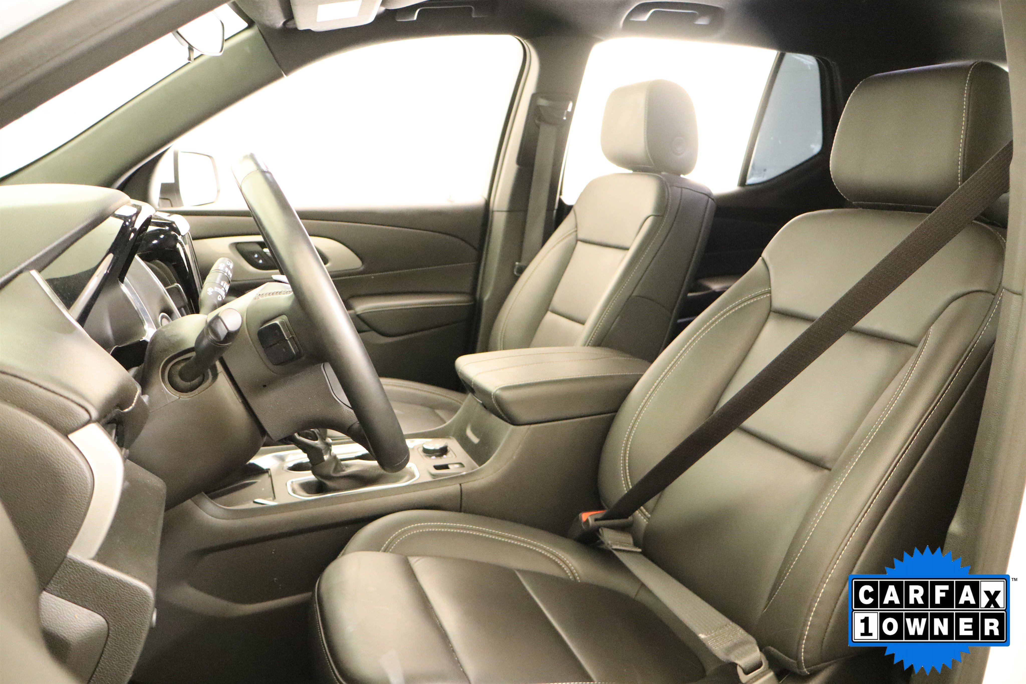 Used 2023 Chevrolet Traverse LT FWD image 22