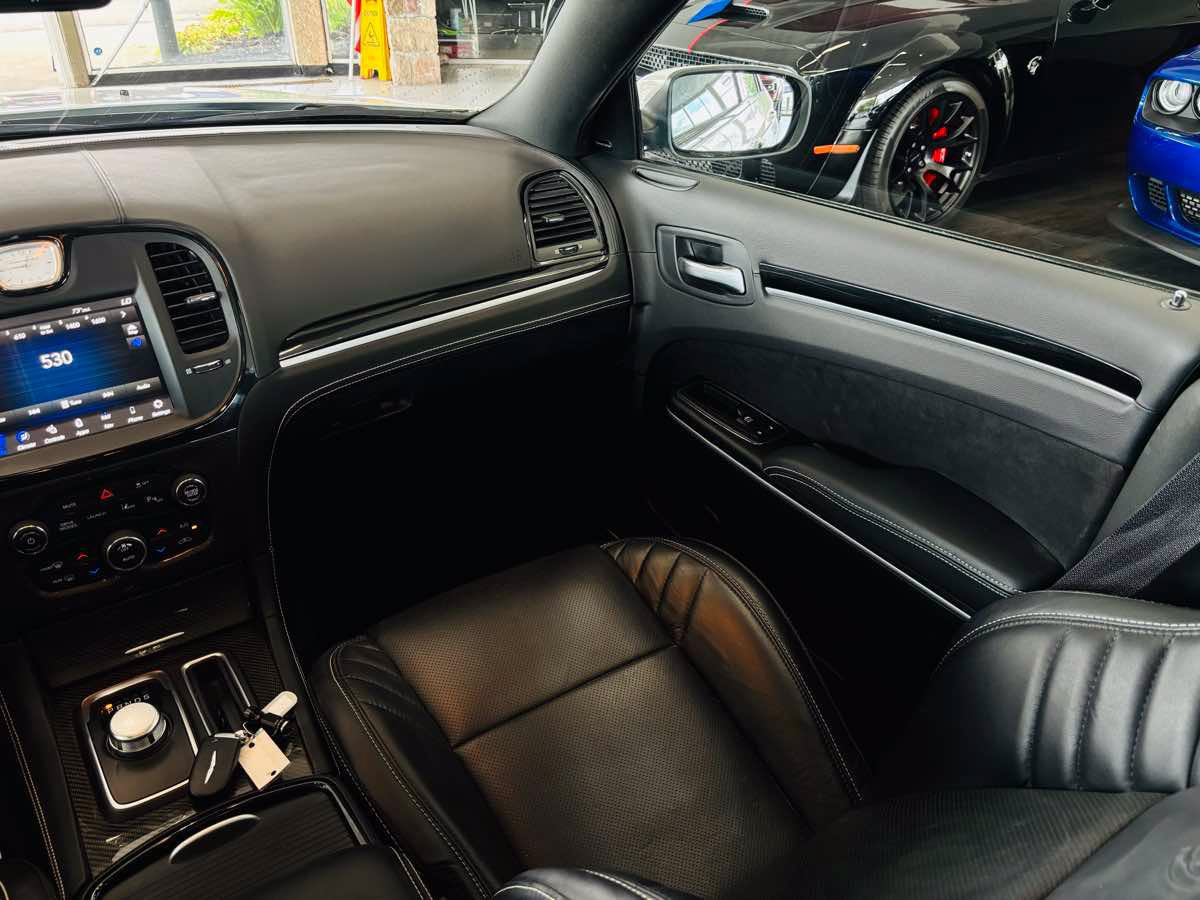 Used 2023 Chrysler 300 C RWD image 46