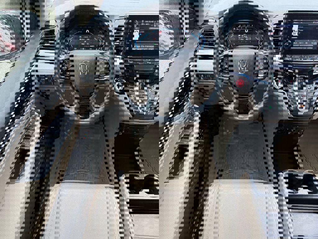 Used 2022 Honda Odyssey Touring image 18