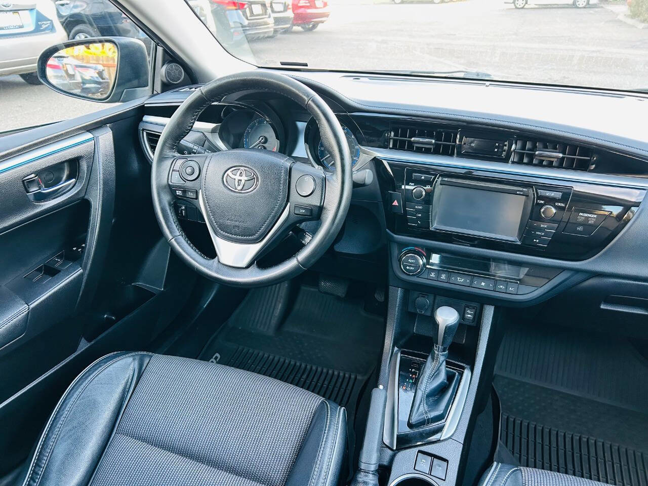 Used 2016 Toyota Corolla S image 19