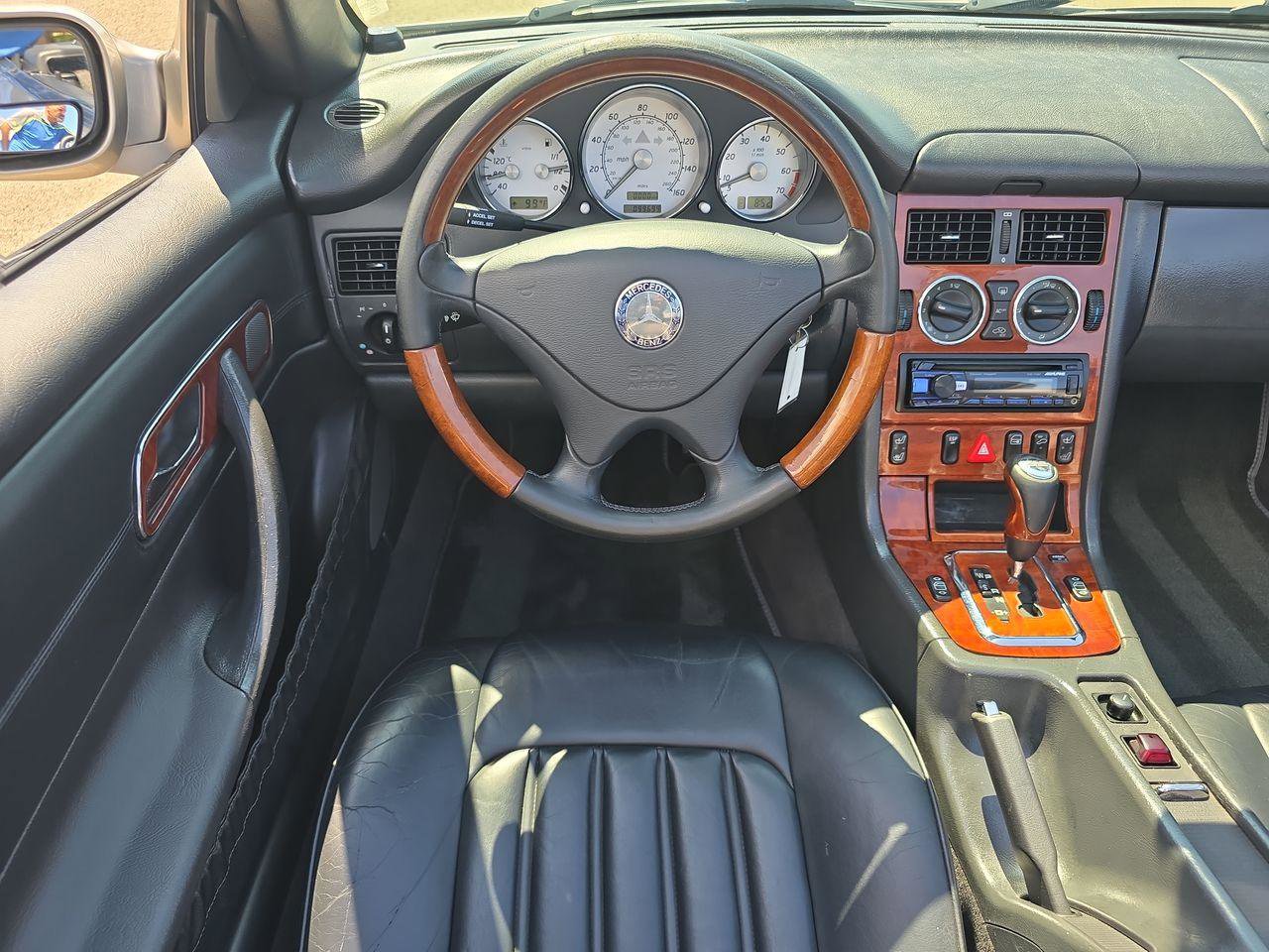 Used 2004 Mercedes-Benz SLK 320 image 6