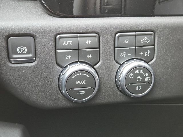 New 2026 GMC Sierra 3500 SLE w/ SLE Value Package image 12