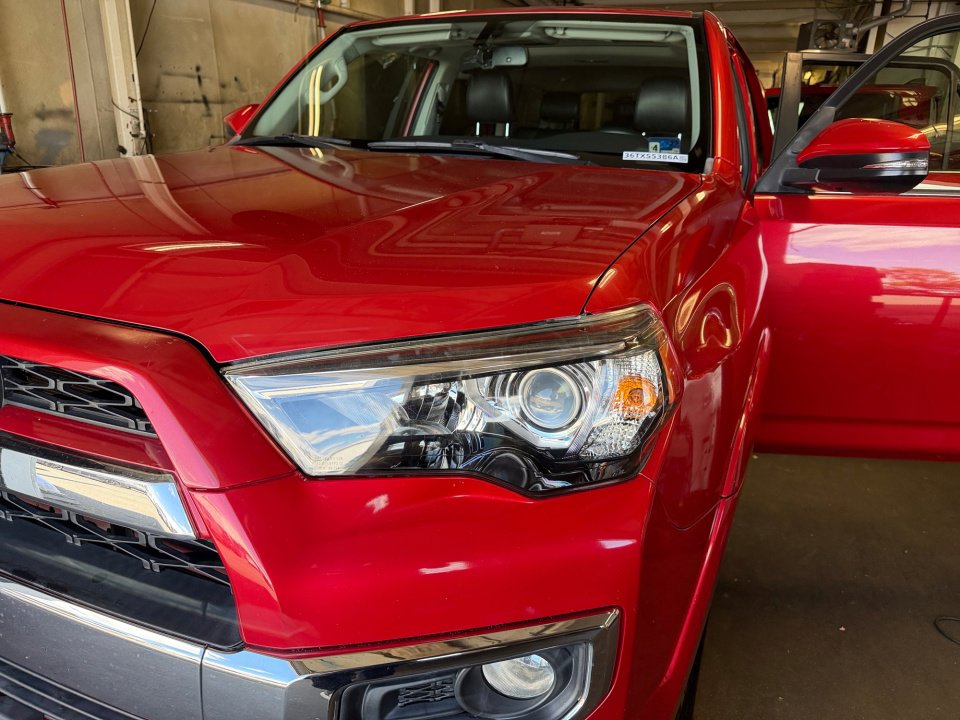Used 2016 Toyota 4Runner Limited AWD/4WD image 30