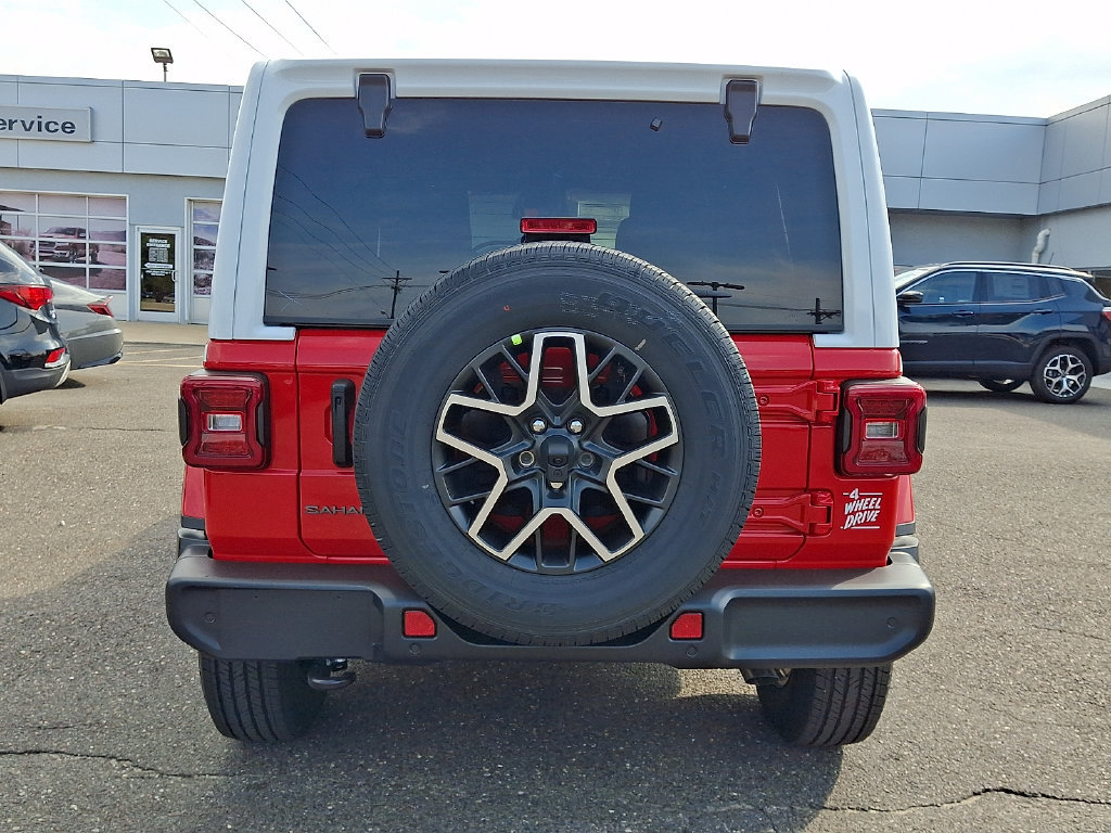 New 2027 Jeep Wrangler Unlimited Sahara AWD/4WD image 7