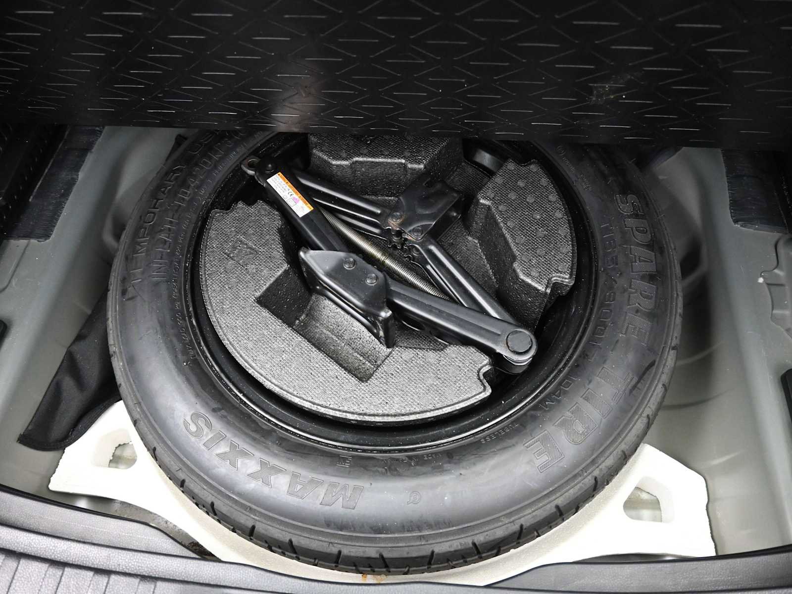 Used 2020 Toyota RAV4 XSE image 24