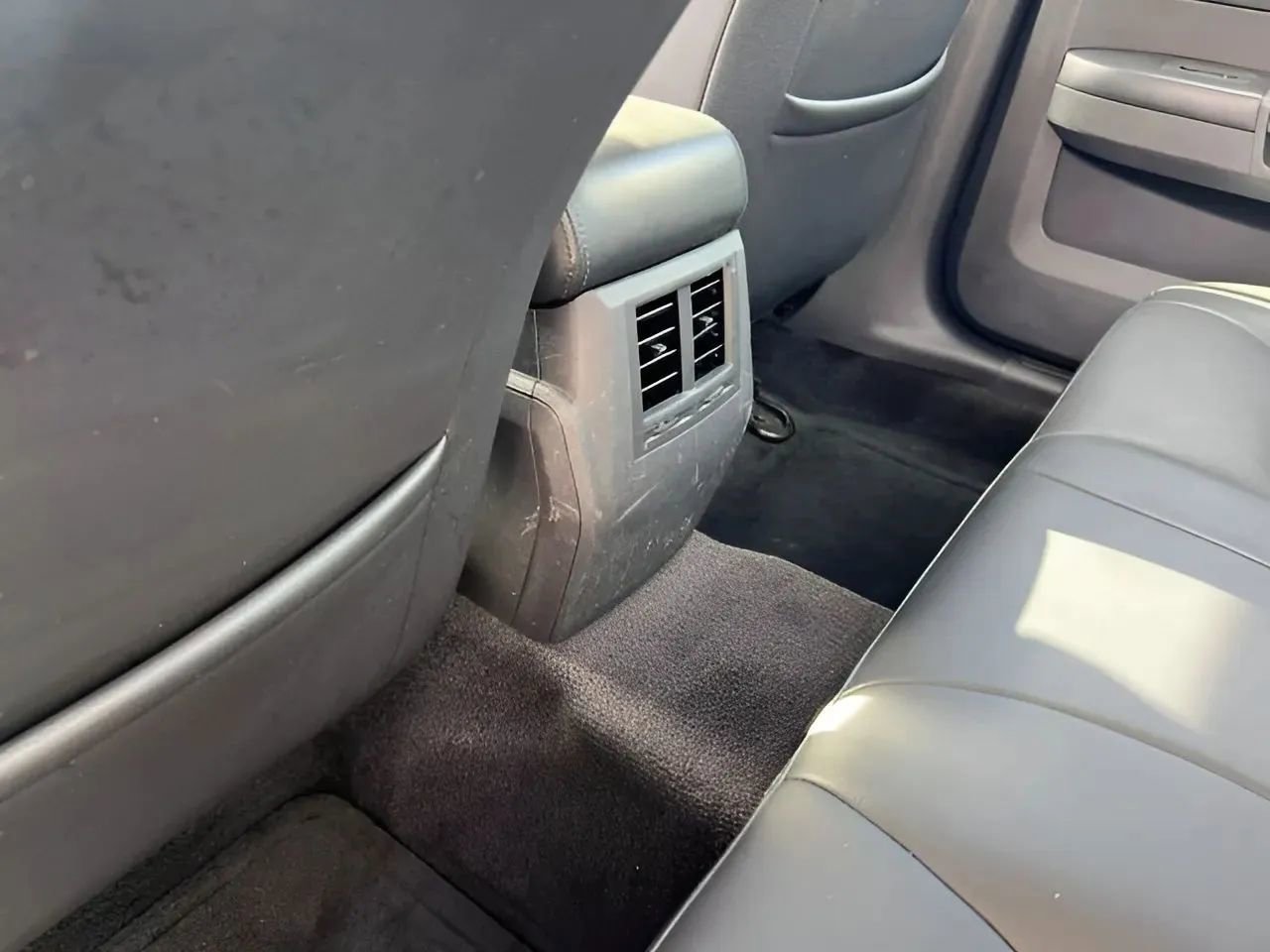 Used 2008 Chrysler 300 Touring w/ Comfort/Convenience Group image 18