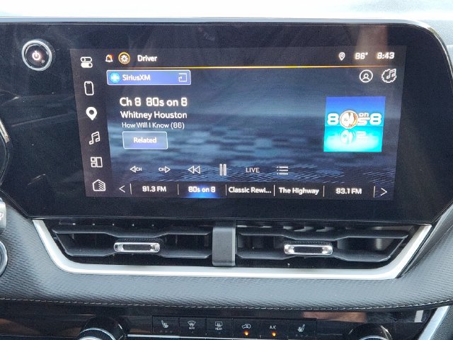 Used 2026 Chevrolet Equinox LT FWD image 5