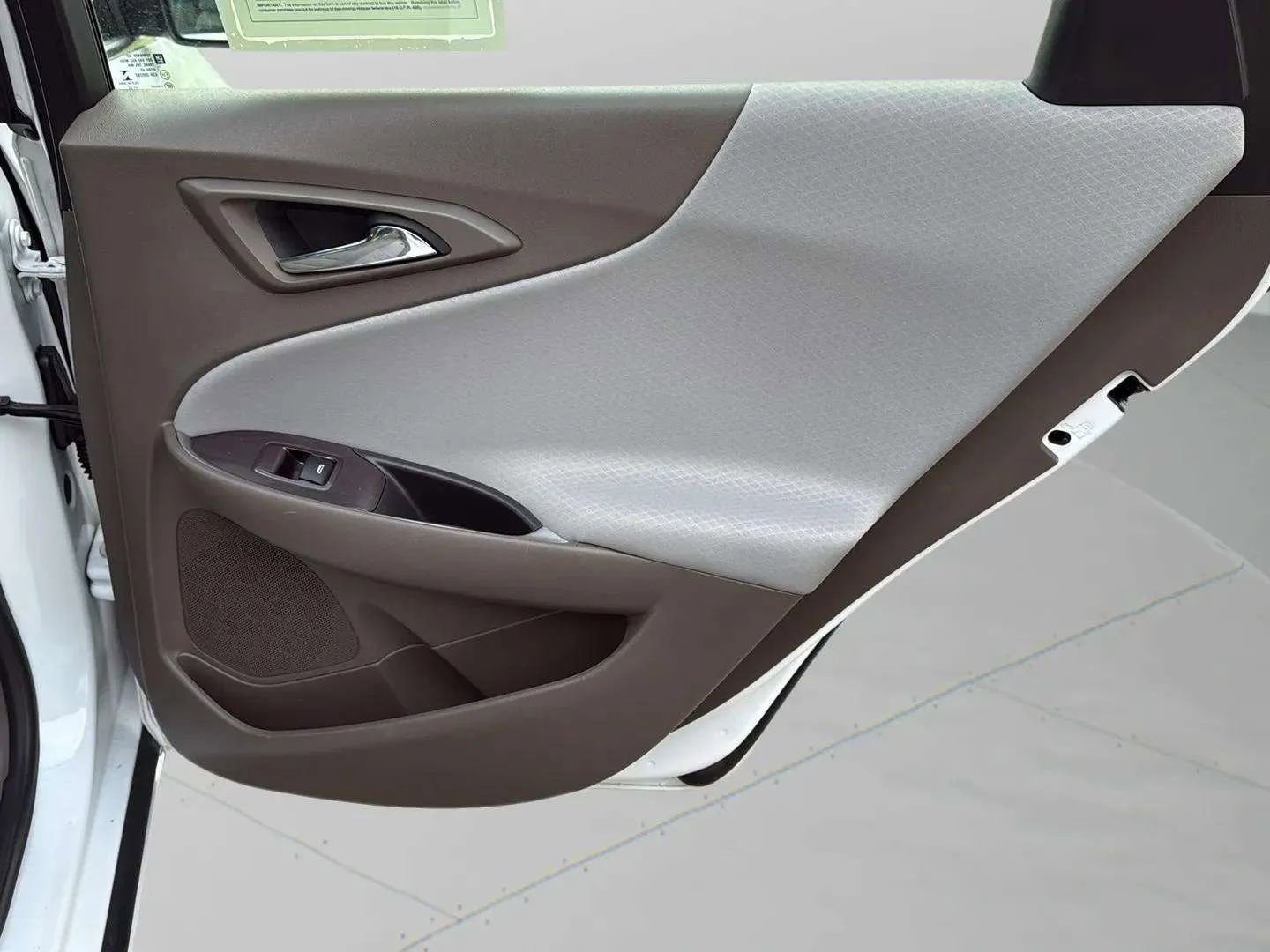 Used 2022 Chevrolet Malibu LT image 14