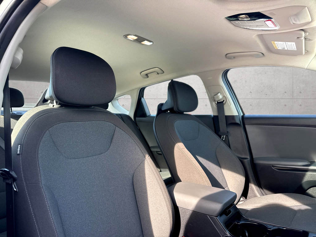 Used 2025 Kia K4 FWD image 7