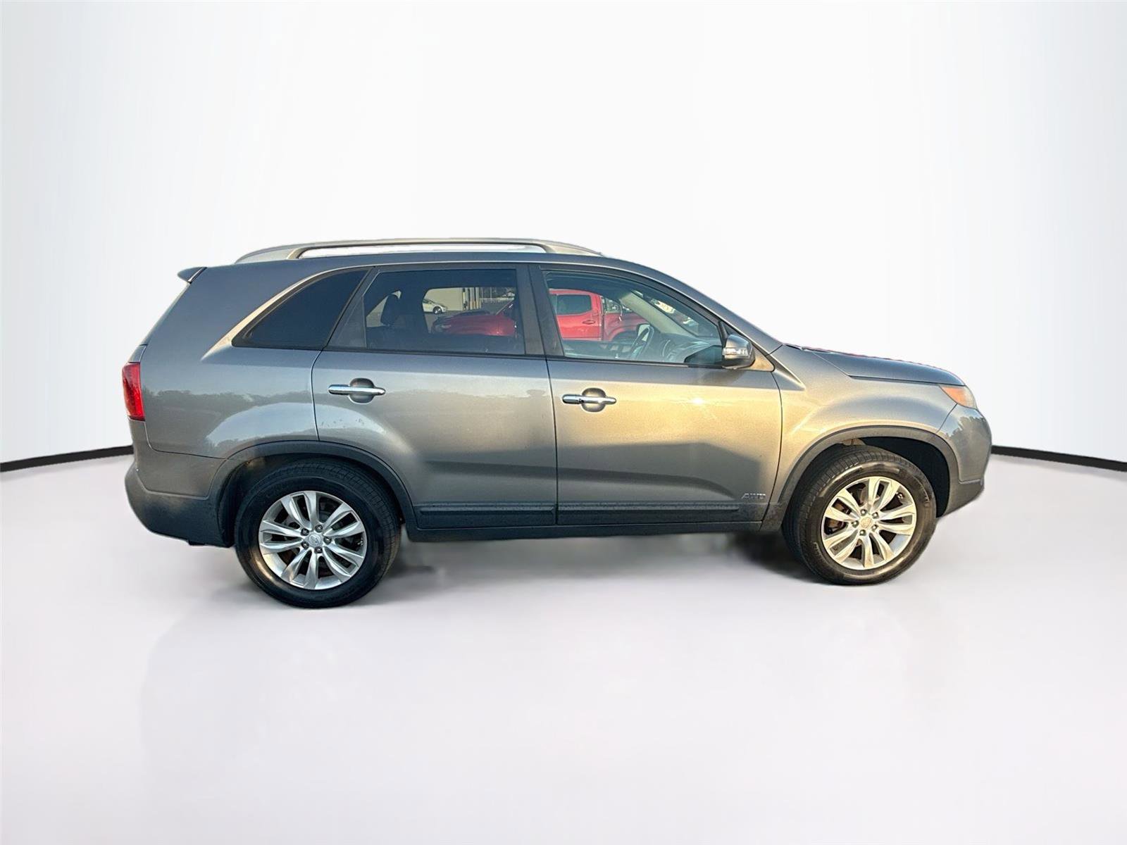 Used 2011 Kia Sorento EX w/ Premium Pkg image 4