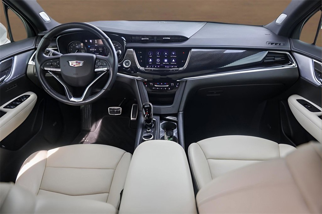 Certified 2023 Cadillac XT6 Sport w/ Technology Package image 29