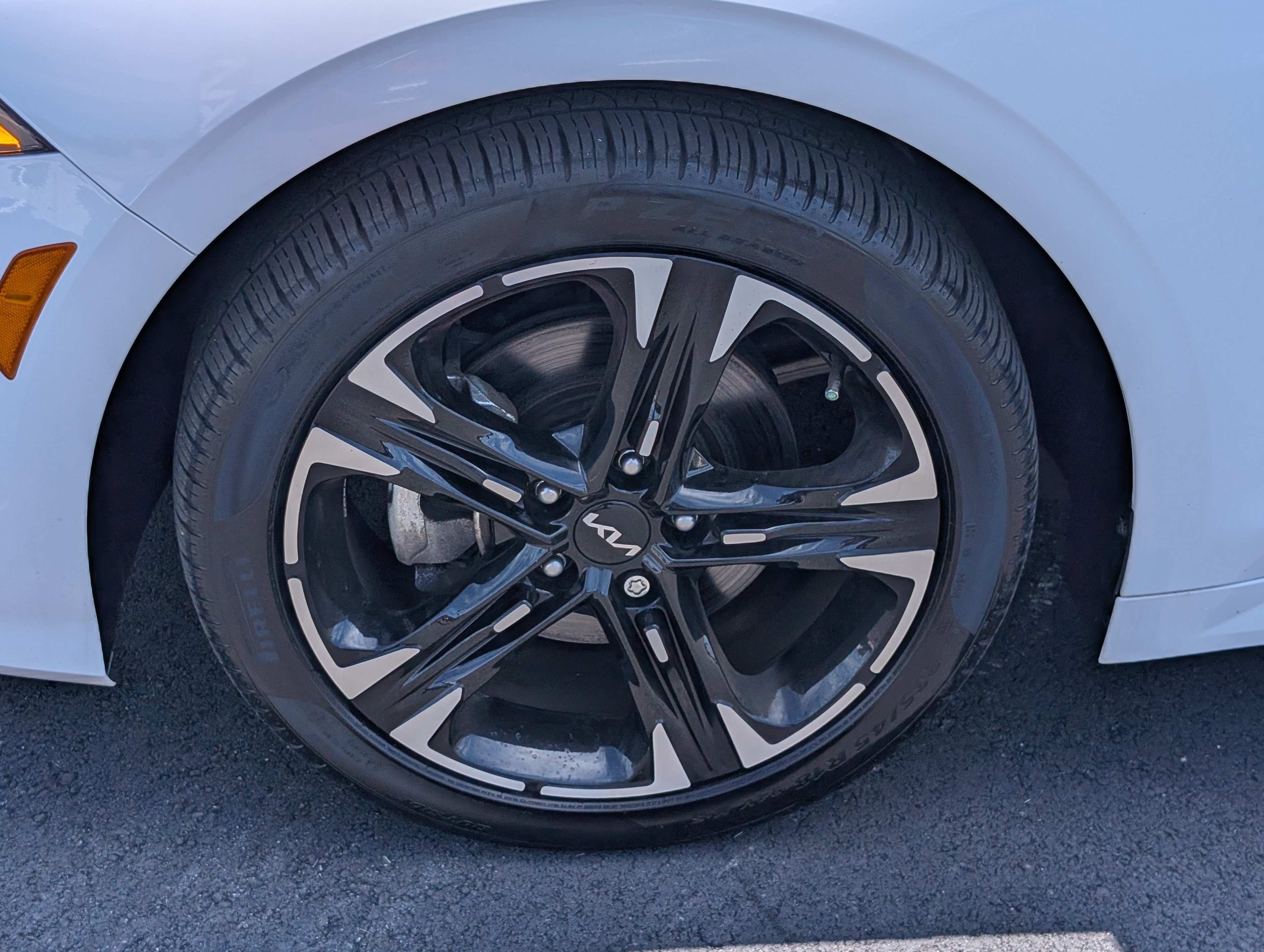 Used 2023 Kia K5 GT-Line AWD/4WD image 13