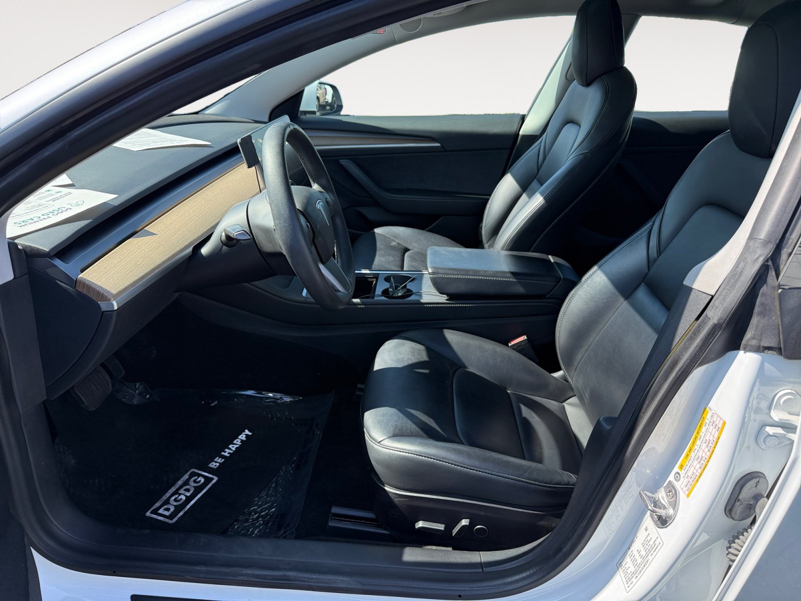 Used 2021 Tesla Model 3 Standard Range Plus RWD image 10