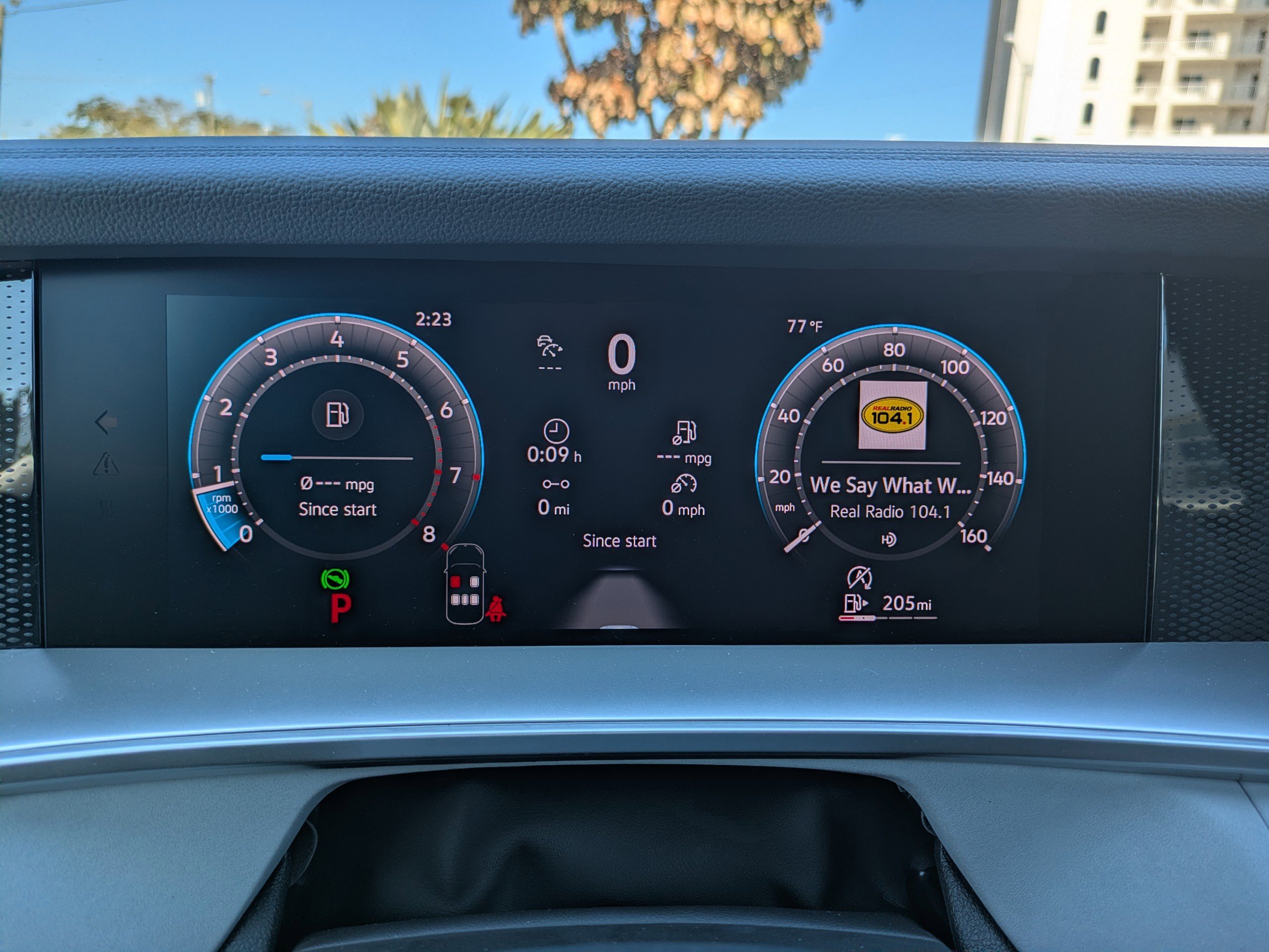 New 2026 Volkswagen Tiguan SE R-Line image 30