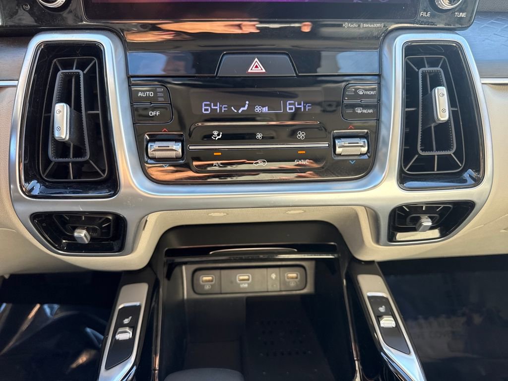 Used 2022 Kia Sorento SX image 22