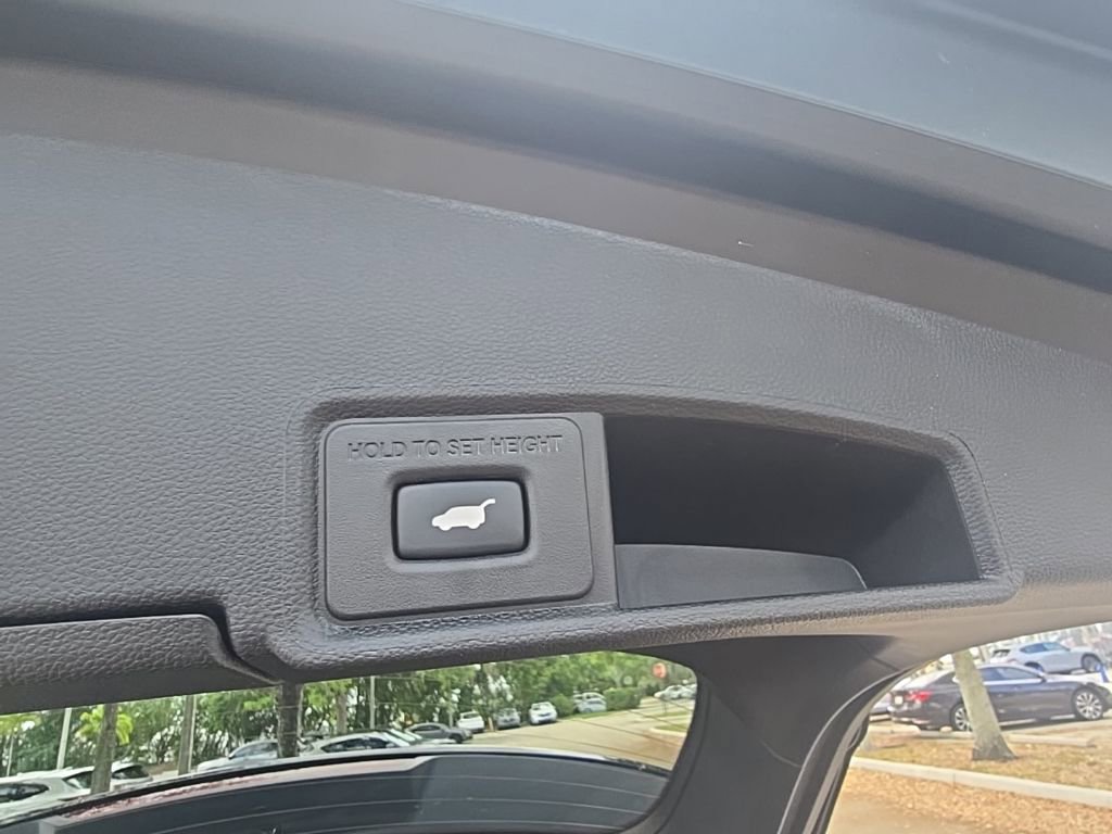 Certified 2025 Acura RDX SH-AWD w/ Technology Package image 35