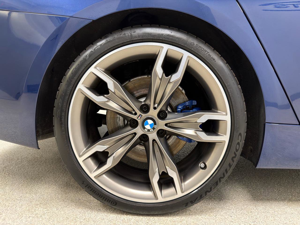 Used 2018 BMW M550i xDrive w/ Driving Assistance Package AWD/4WD image 39