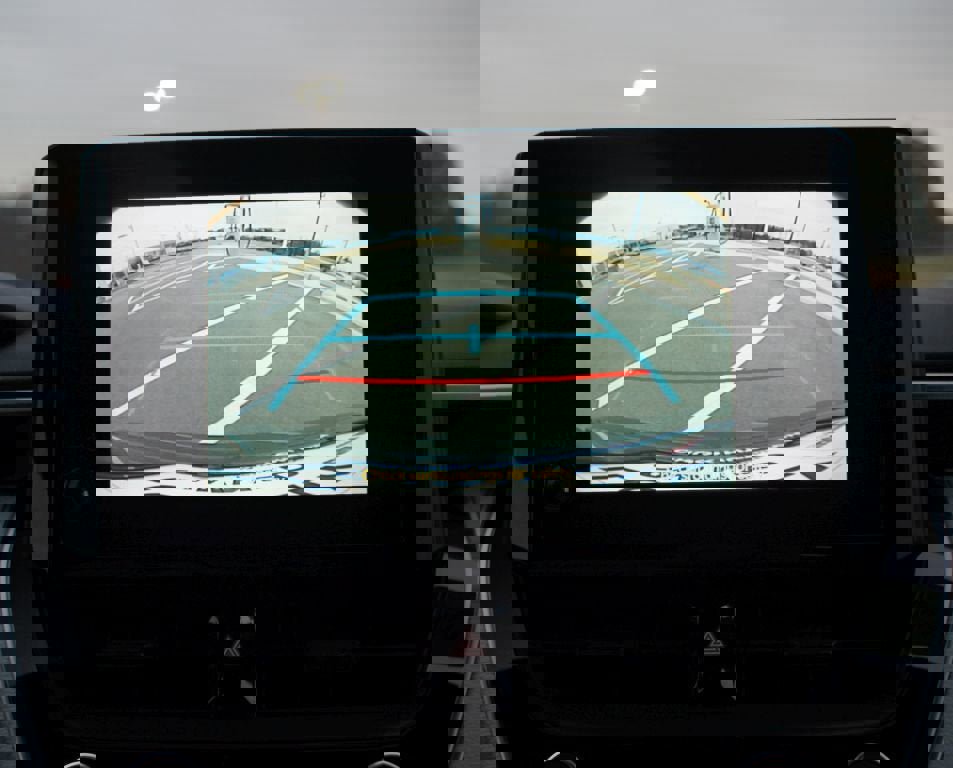 Certified 2025 Toyota Corolla SE image 6