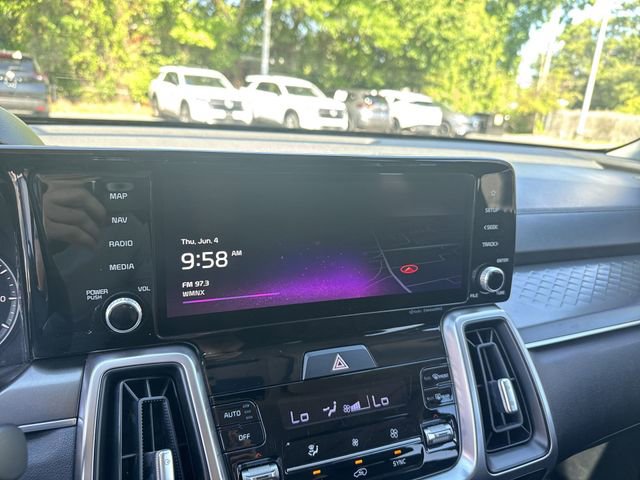 Used 2022 Kia Sorento S w/ Panoramic Sunroof Package FWD image 20