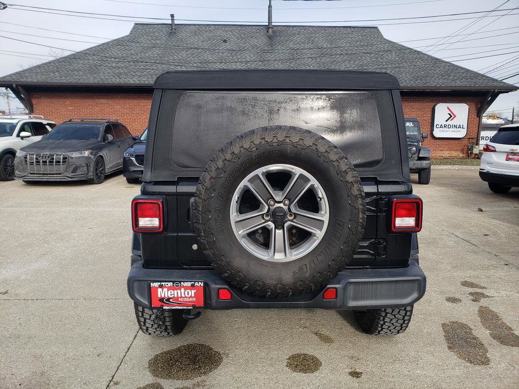 Used 2018 Jeep Wrangler Unlimited Sahara image 6