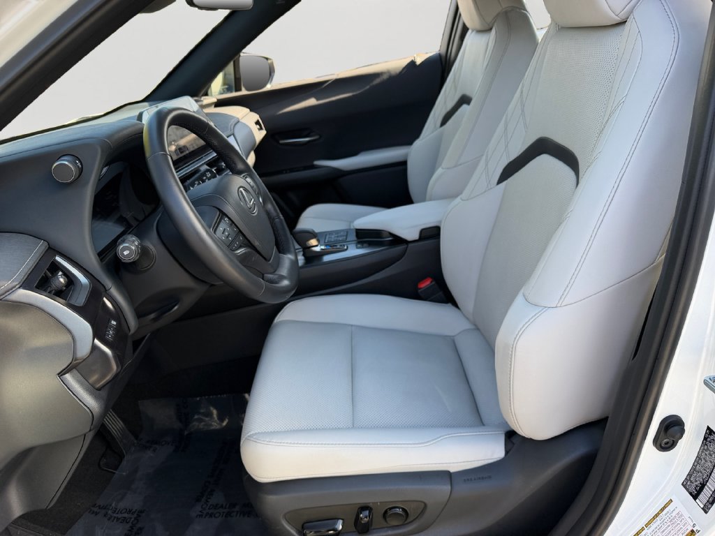 Certified 2025 Lexus UX 300h AWD w/ Accessory Package (Z1) image 14