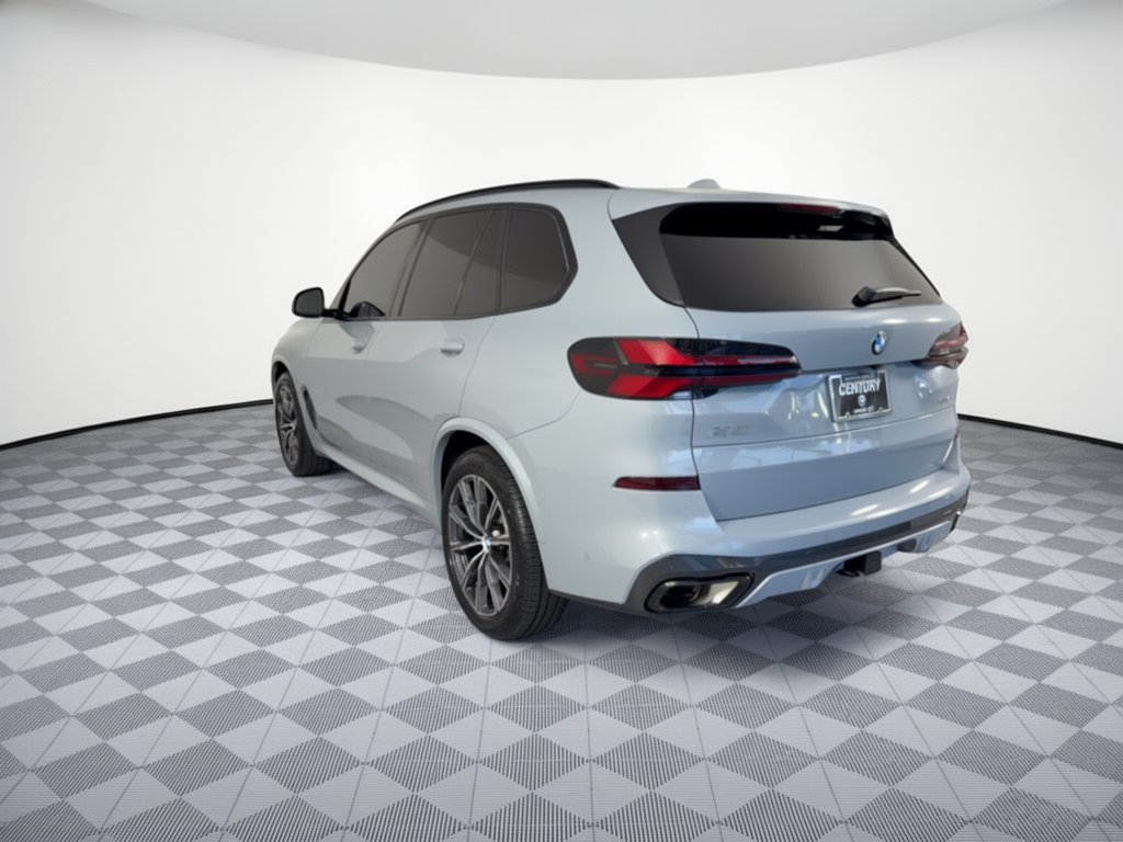 Certified 2024 BMW X5 xDrive40i AWD/4WD image 3