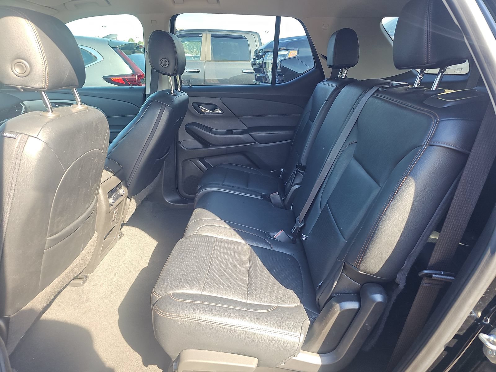 Used 2021 Chevrolet Traverse LS w/ LPO, Blackout Package FWD image 19