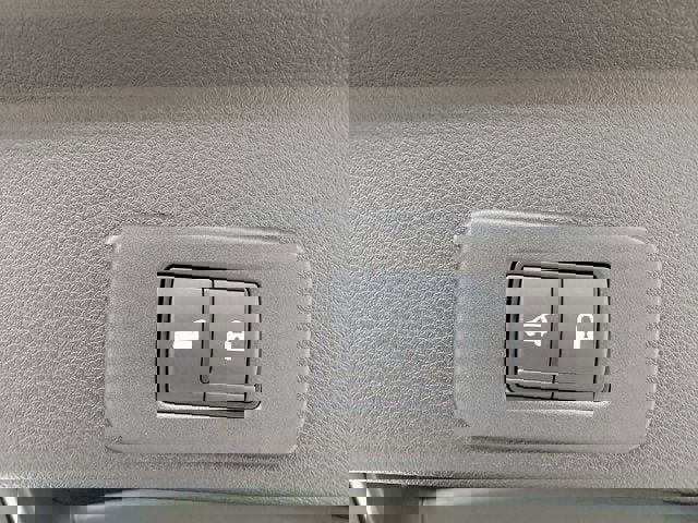 Used 2025 Nissan Murano SL image 7