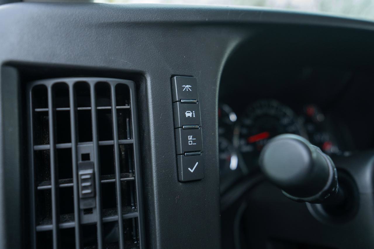 Used 2014 Chevrolet Express 3500 LS image 14