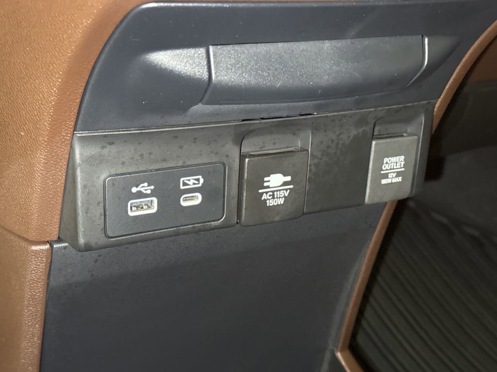 Certified 2025 Honda Odyssey Touring image 31