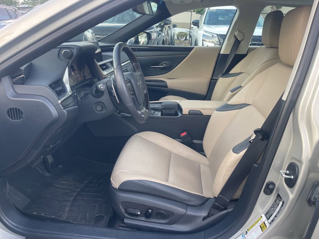 Used 2021 Lexus ES 250 w/ Premium Package AWD/4WD image 5