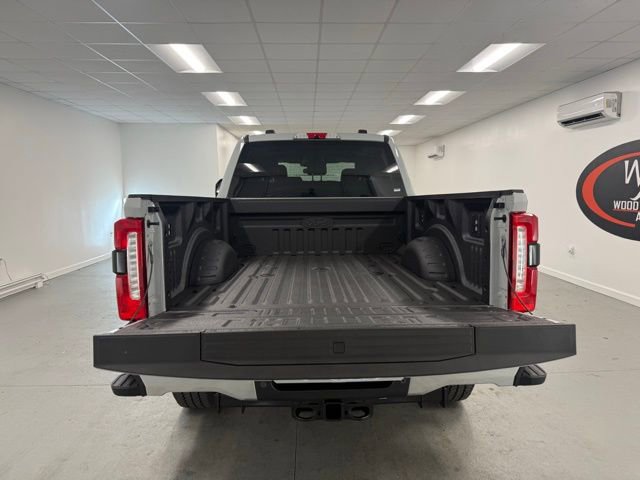 New 2026 Ford F350 4x4 Crew Cab Super Duty image 8