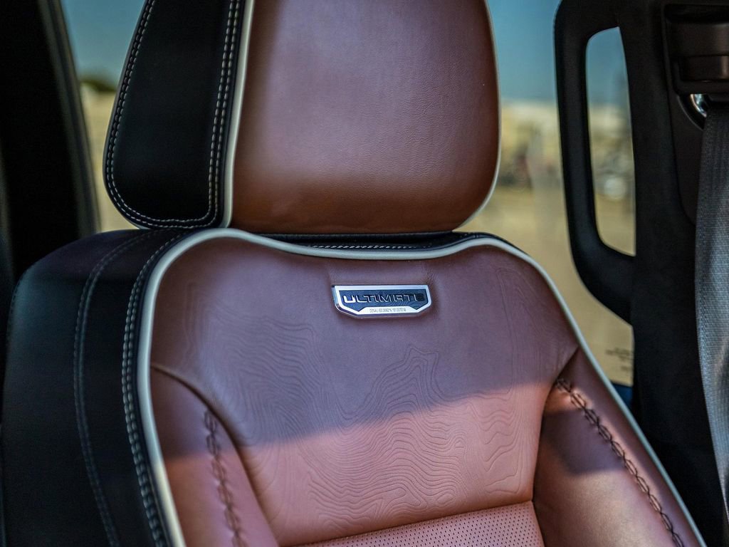 Used 2024 GMC Sierra 2500 Denali Ultimate image 20